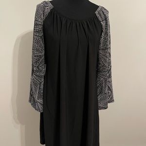 Black and silver sparkly dress M/L